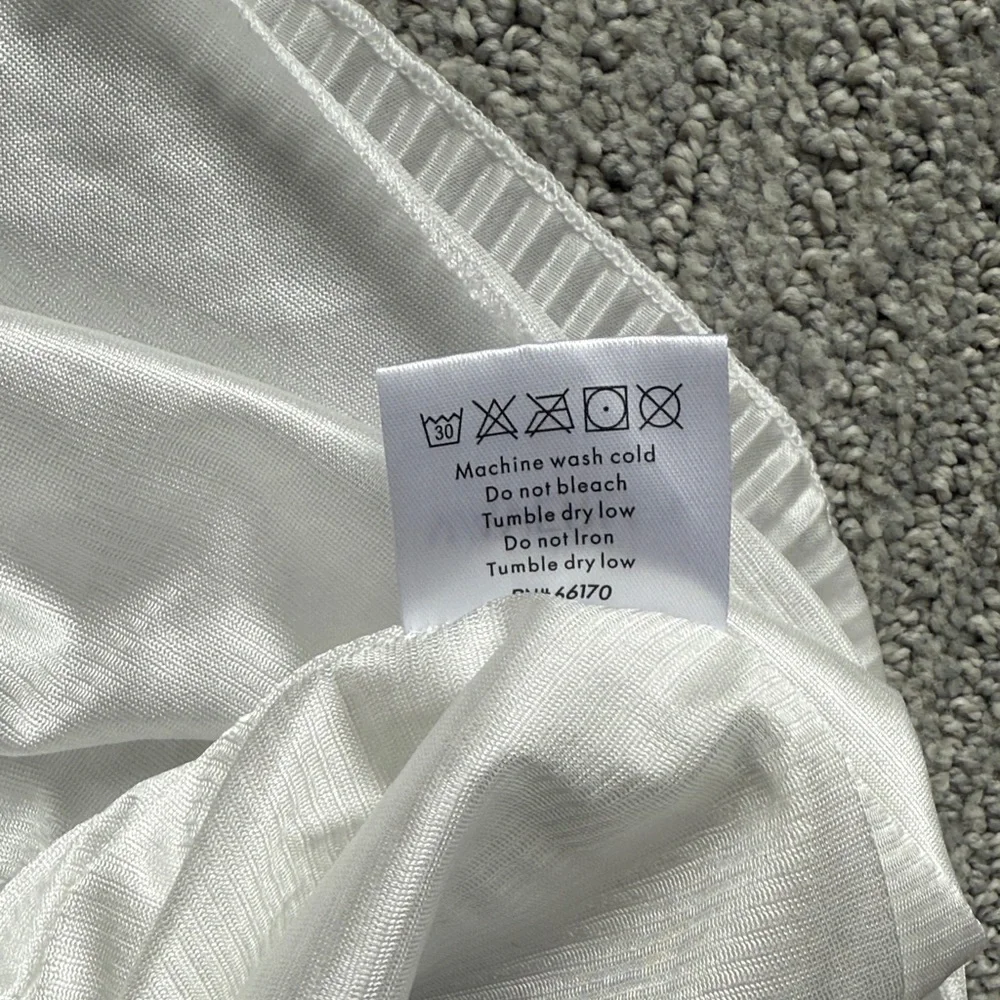 Waverles Pleats Please XS + feather cuffs - Picture 5 of 9